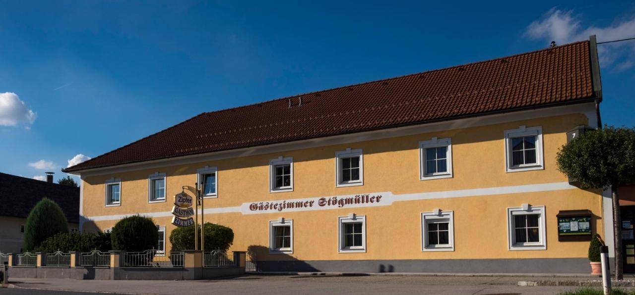 Gaestehaus Stoegmueller Asten Kültér fotó